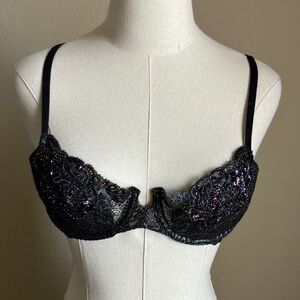 NWOT VS 34B Lace Bra